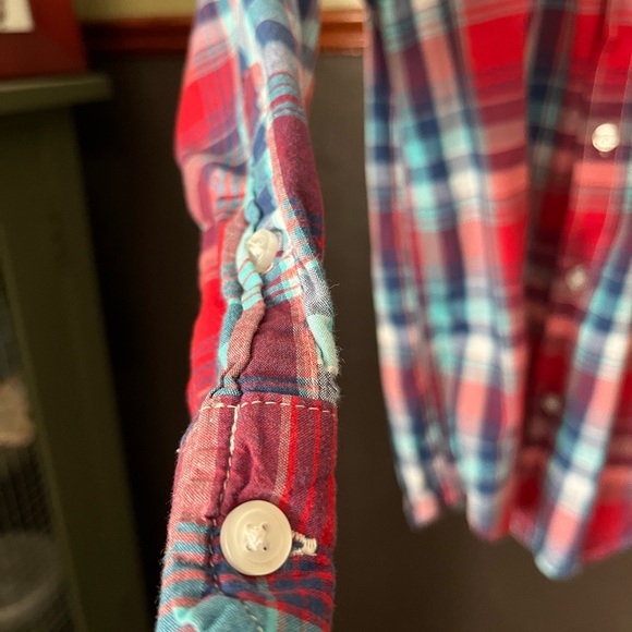 Children’s Place Boy Plaid Button-down, long sleeved shirt, EUC, Size 10/12 - Picture 5 of 8